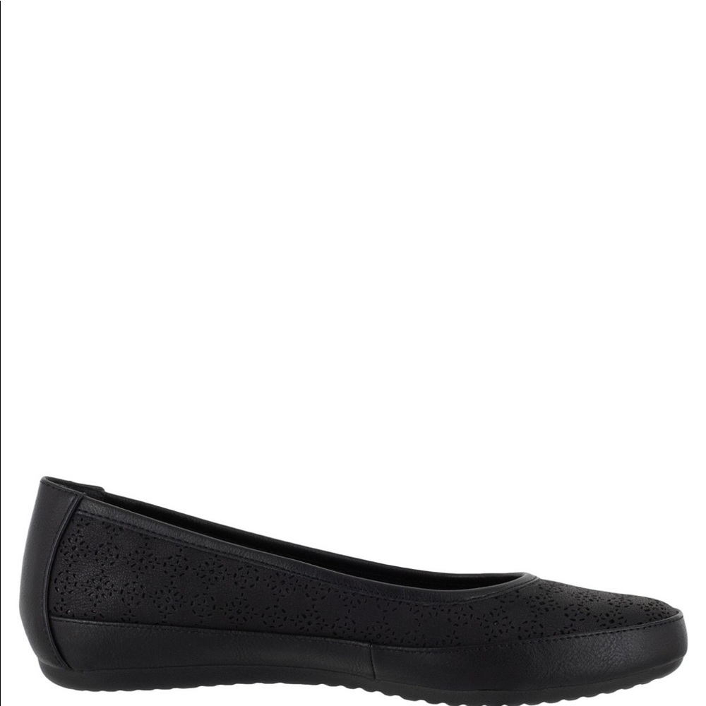 Easy Street
Easy Steet Benny Ballet Flats